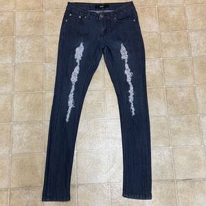 UWD RIPPED SKINNY JUNIOR BLUE JEANS SIZE 7